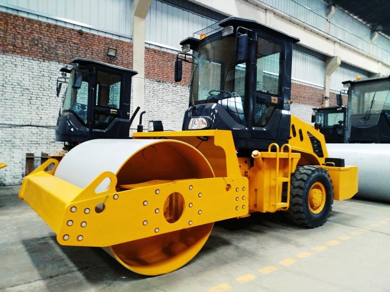 LG606H单钢轮振动单驱全液压压路机_6吨压路机-6吨压路机-洛阳冠道机械有限公司 6吨压路机