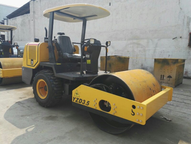 YZD3.5型3.5吨压路机